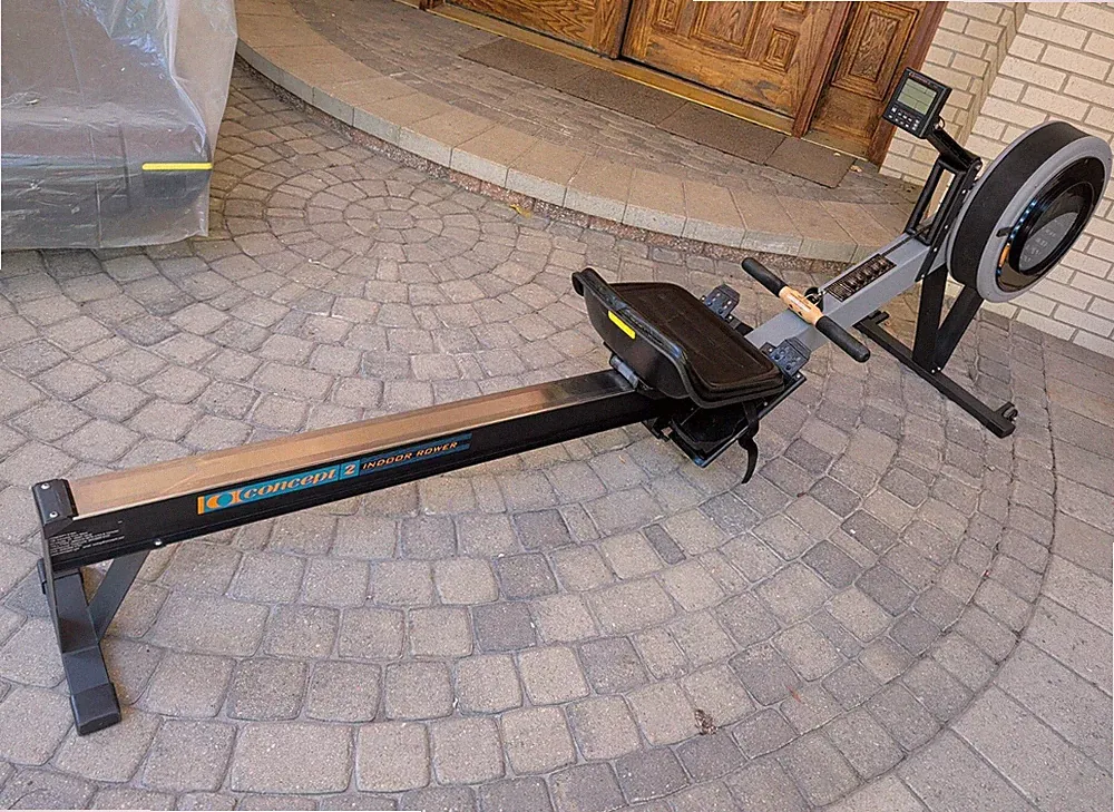 CONCEPT 2 II MODEL C INDOOR ROWER ROWING MACHINE W/ PM3 MONITOR DISPLAY WORKING