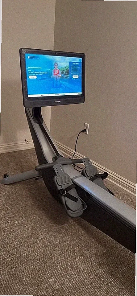 Hydrow Rowing Machine – Lightly Used – Excellent Condition