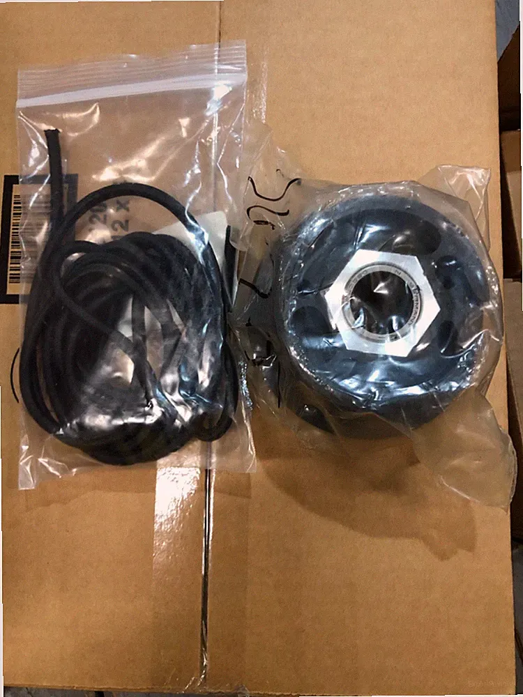 Life Fitness Rower 0K106-74705-0000 NEW one way pulley & bungee 0K106-84504-0000