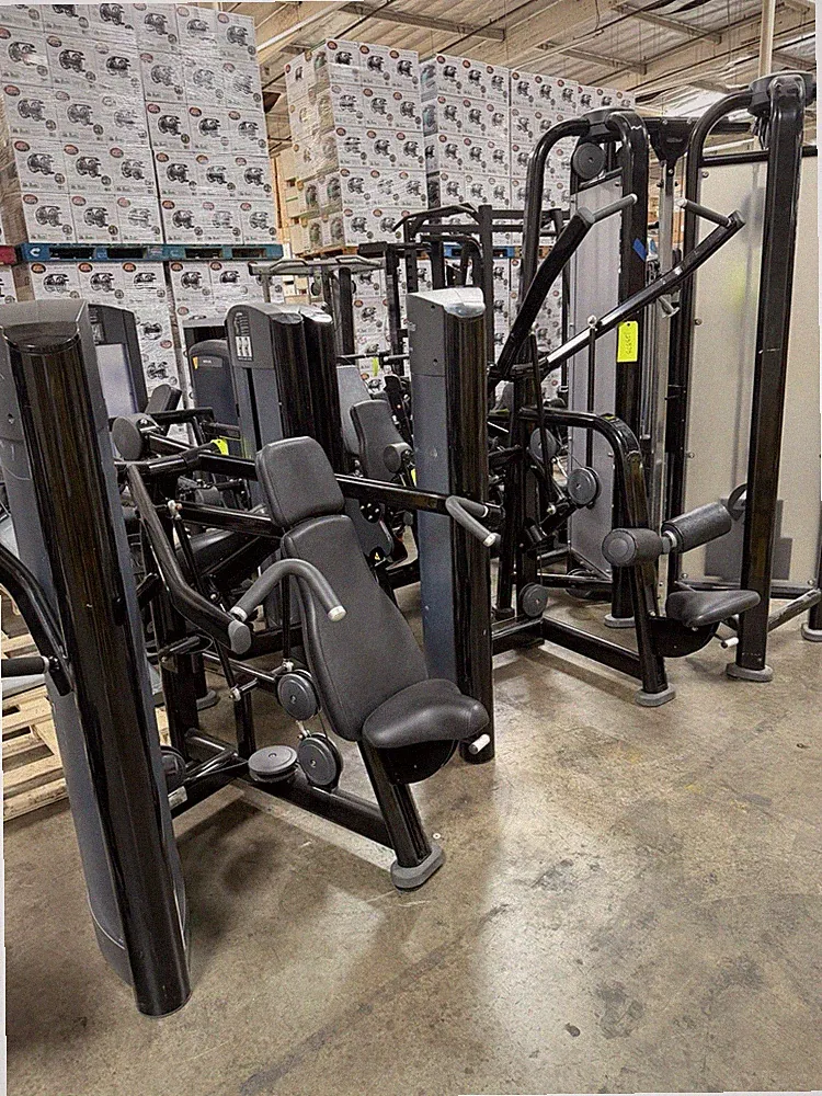 Life Fitness Signature Series Strength Line & Cable Cross Mint Condition