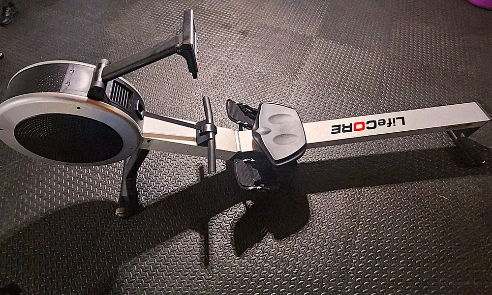 LifeCORE R100 Rowing Machine Air/Magnetic Resistance LCD, Adj Footrests Wheels