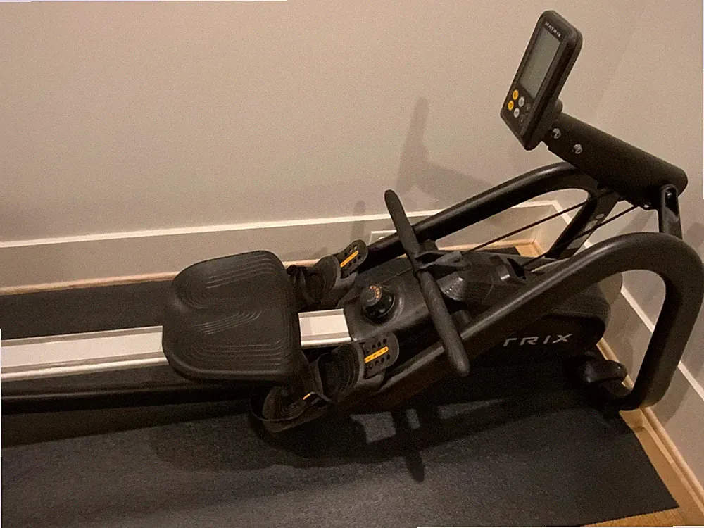 Matrix ROWER-2, 10 Magnetic Resistance settings, Veritcal Compact Storage