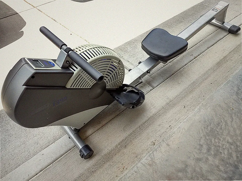 New Stamina AIR ROWER Cardio Exercise Rowing Machine 35-1399 ATS