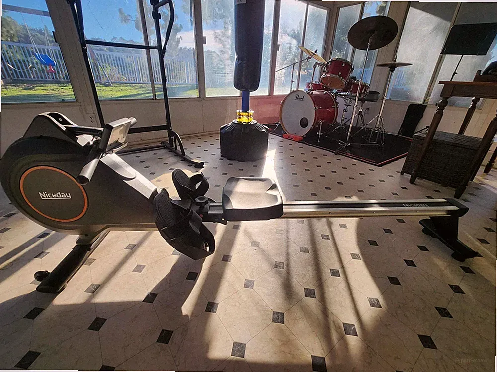 Niceday, Magnetic Rowing Machine 350lb 16 Levels w/ Bluetooth