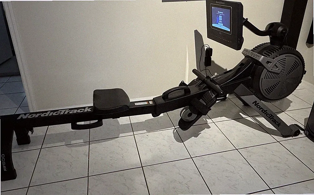 RW600 Nordic Track Rowing machine