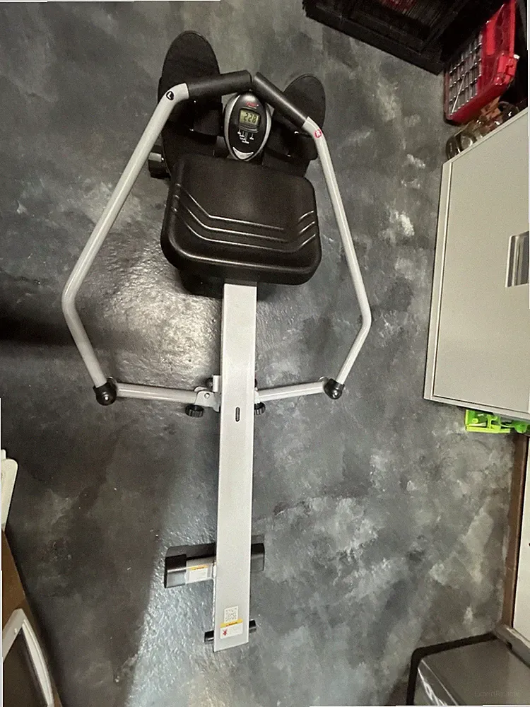 Smart Compact Full Motion Rowing Machine with 12 Resistance Levels