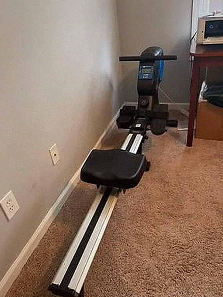 XTERRA Fitness ERG220 Magnetic Rower 8 Resistance Levels LCD Monitor